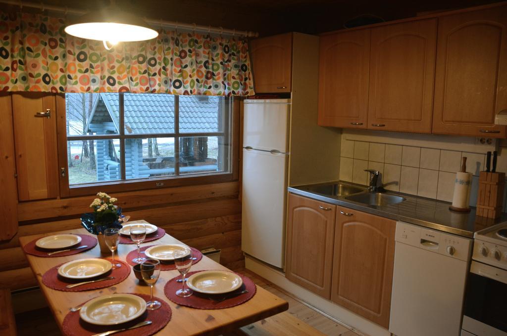 Lomapesae Cottages Pertunmaa Pokoj fotografie