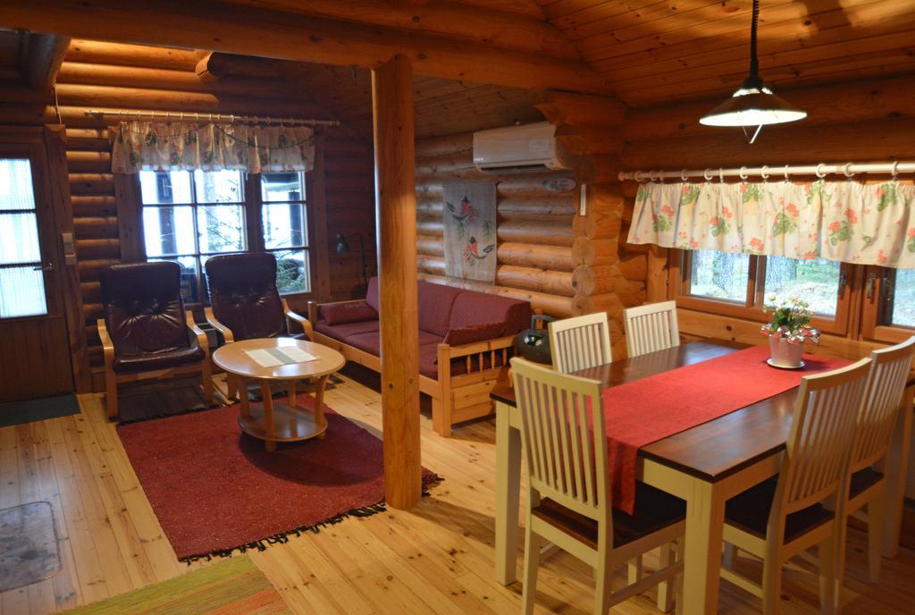 Lomapesae Cottages Pertunmaa Pokoj fotografie